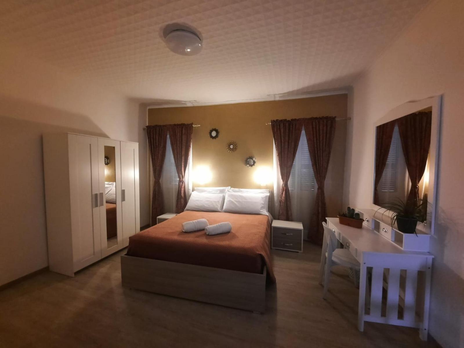 Ferienwohnung Viccinella House Capranica Exterior foto